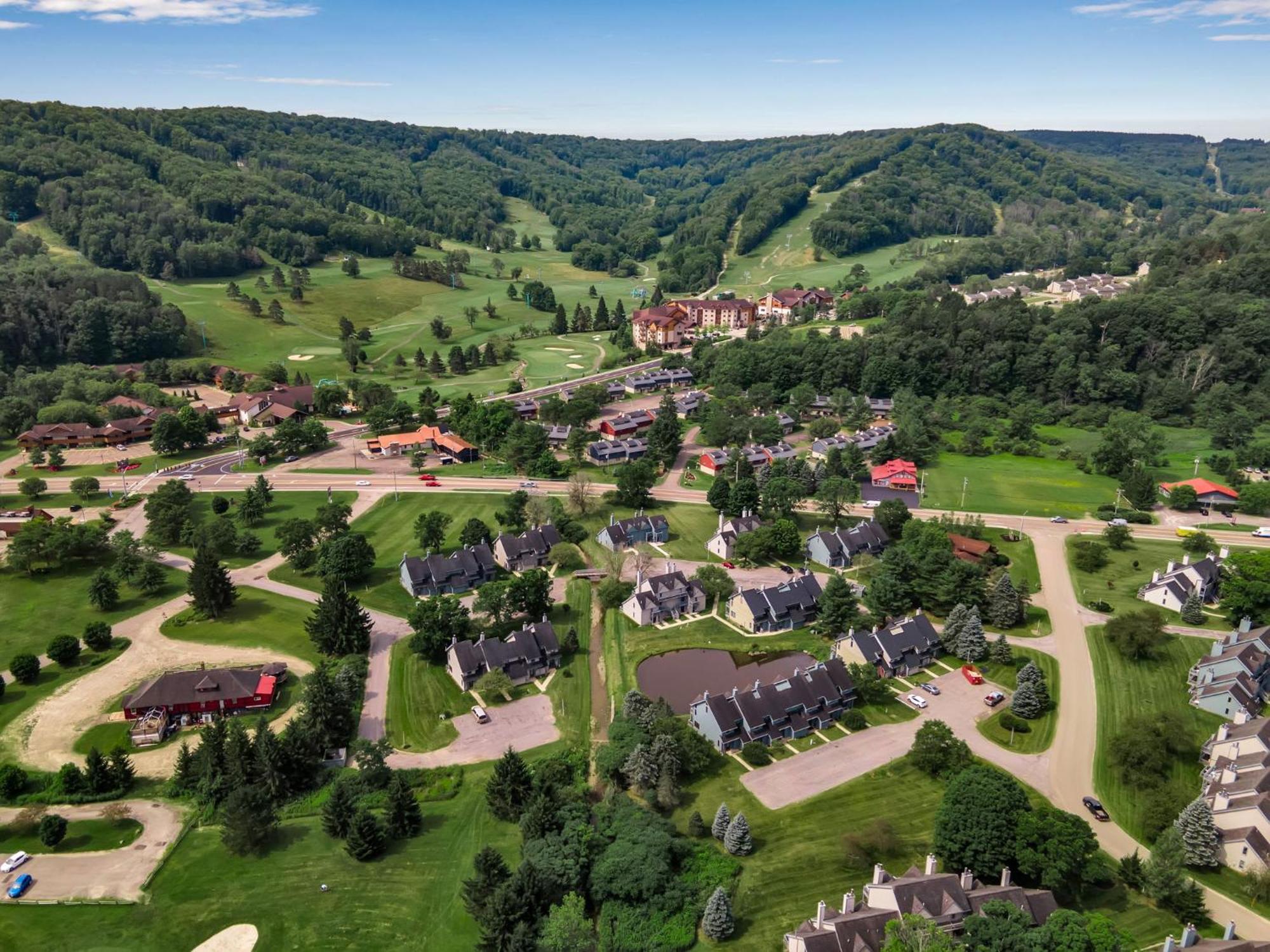 Family Townhouse With Fireplace Ellicottville Exterior photo